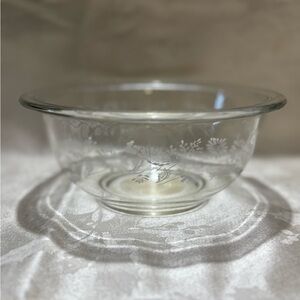 Vintage Pyrex Clear Glass Mixing Bowl “French Daisy”
